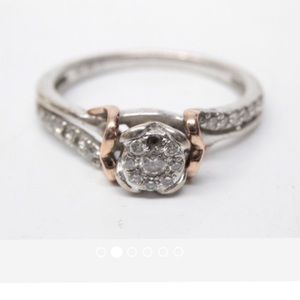 Diamond Ring - 14K White Gold engagement ring